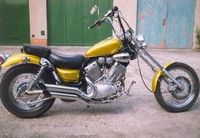 Yamaha XV535, podkop 15 stupňů.