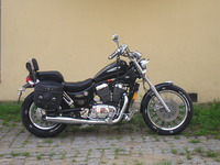 Suzuki Intruder 800 před úpravou.